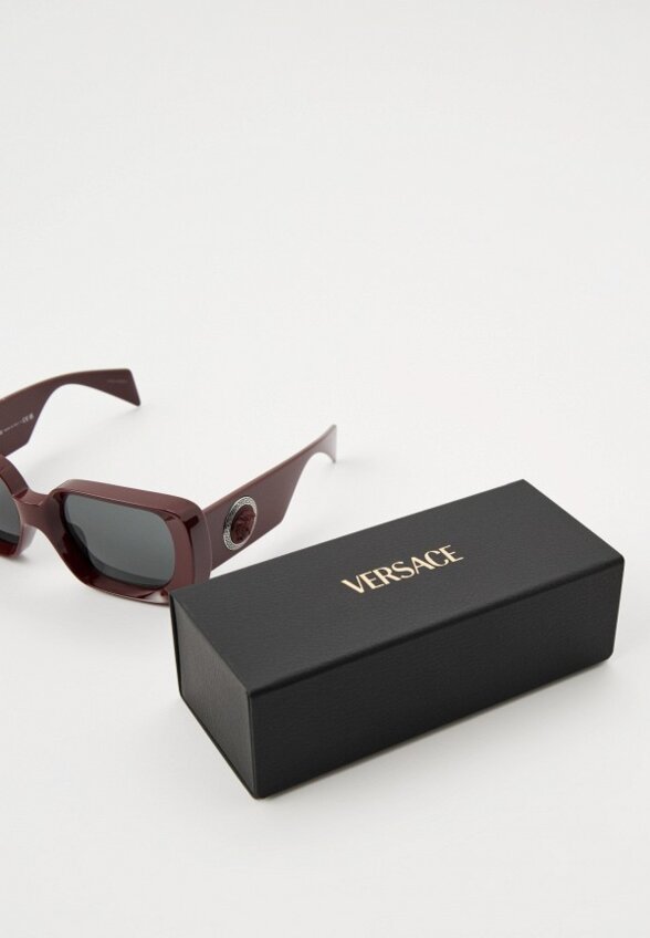 Очки солнцезащитные Versace