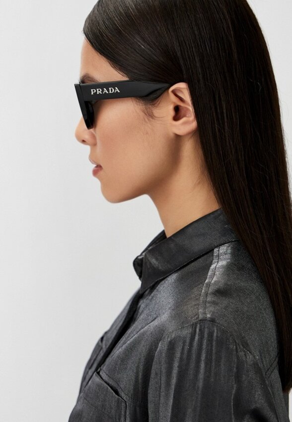 Очки солнцезащитные Prada