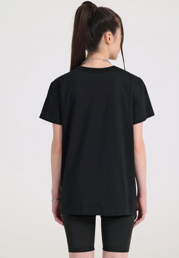 Футболка Апрель