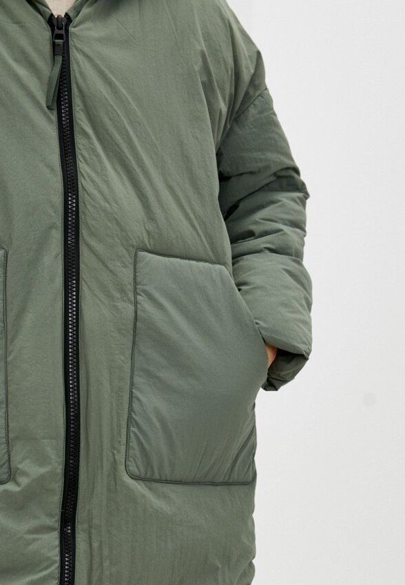 Пуховик Colin's