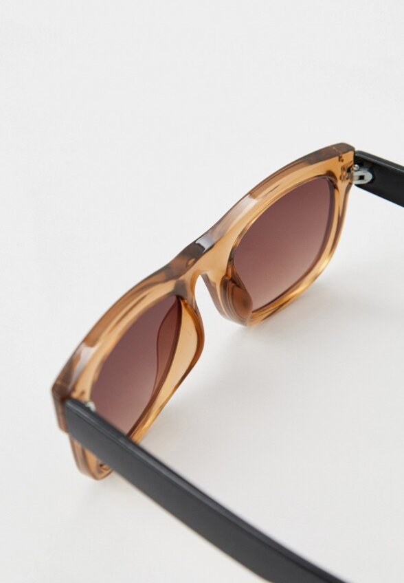 Очки солнцезащитные Leo Ventoni