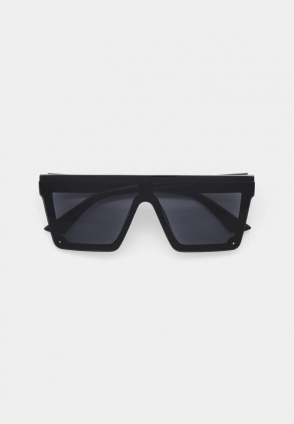 Очки солнцезащитные Amov