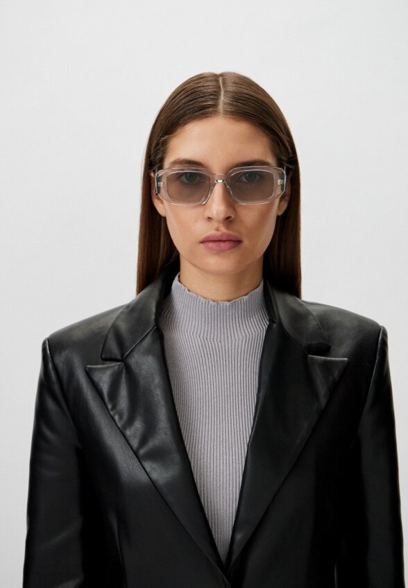 Очки солнцезащитные Prada