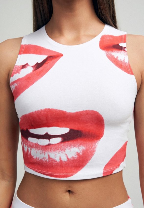 Костюм Твое