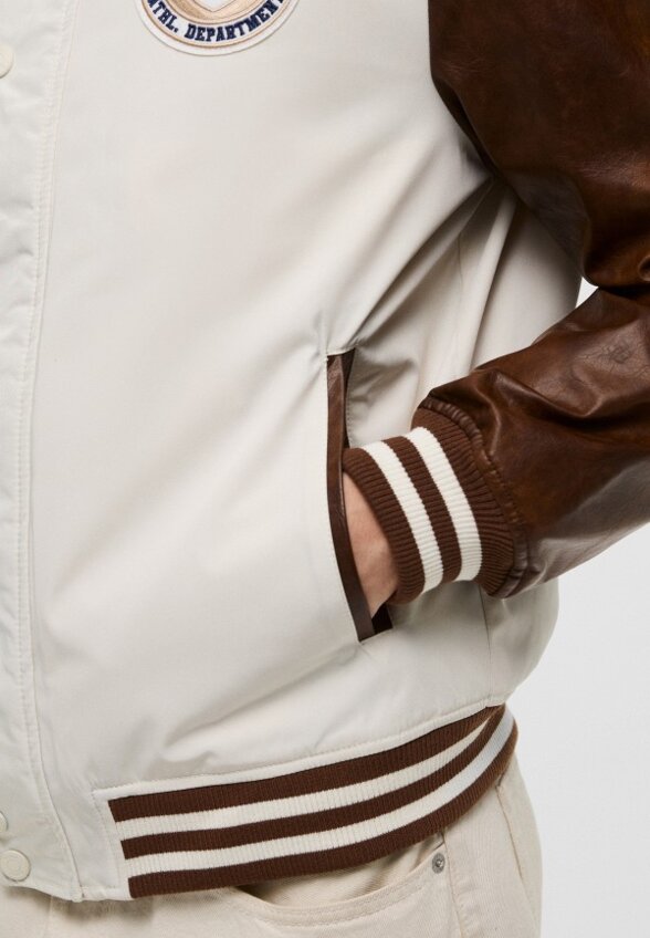 Куртка утепленная Guess