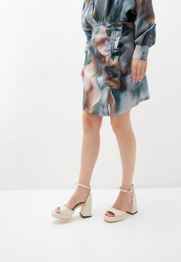 Босоножки Covani