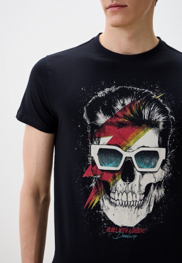 Футболка Deeluxe