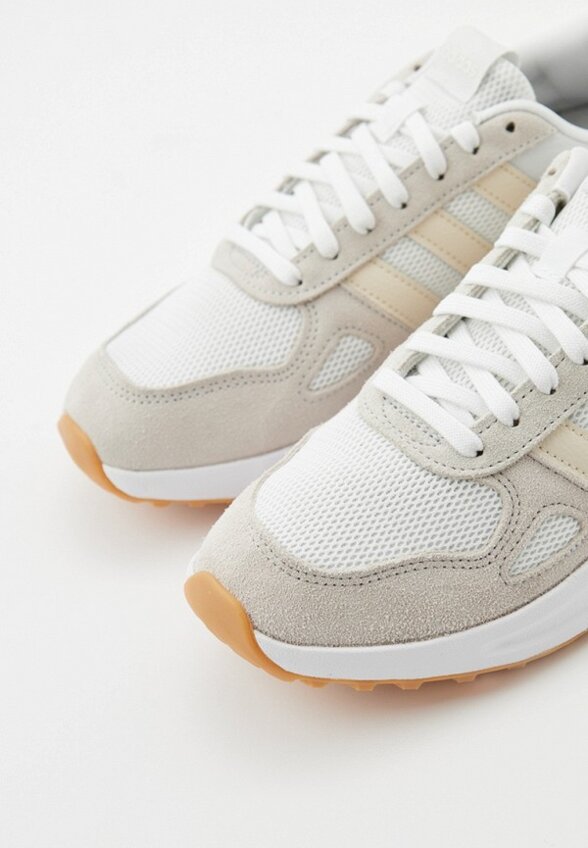 Кроссовки adidas