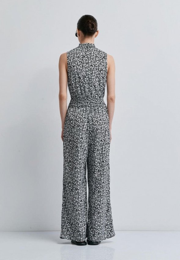 Комбинезон Vittoria Vicci