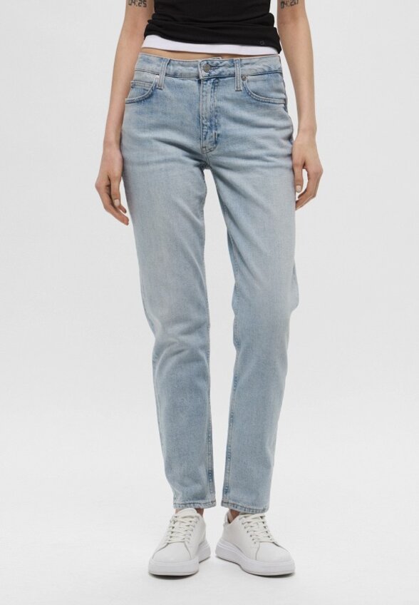 Джинсы Calvin Klein