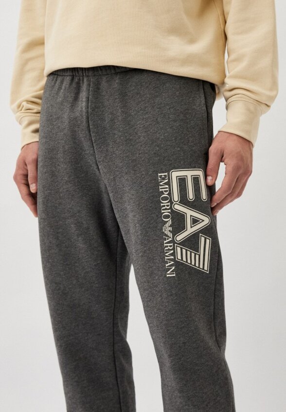 Брюки спортивные EA7