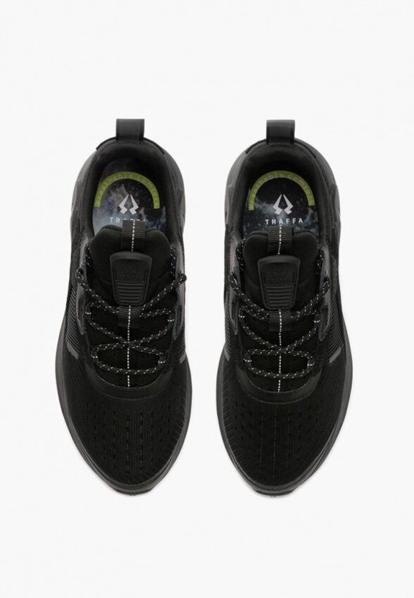 Кроссовки Traffa