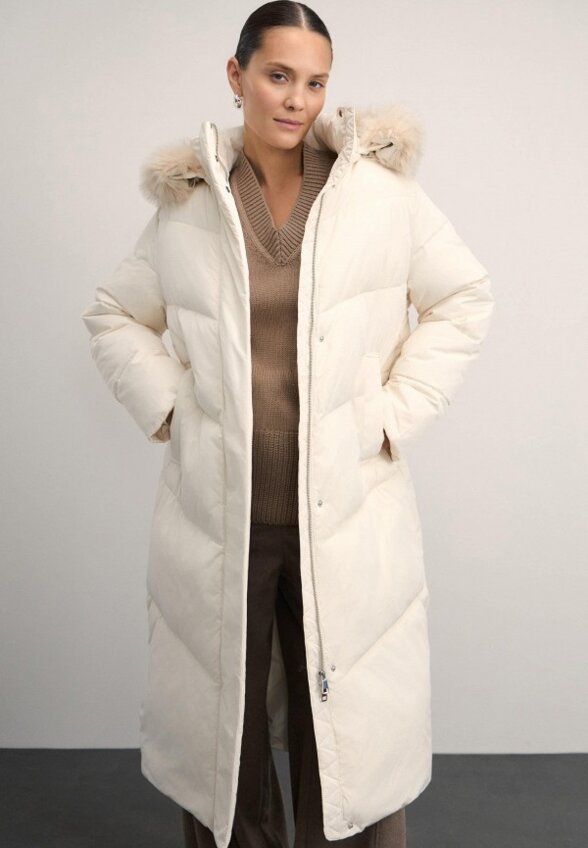 Пуховик Zarina