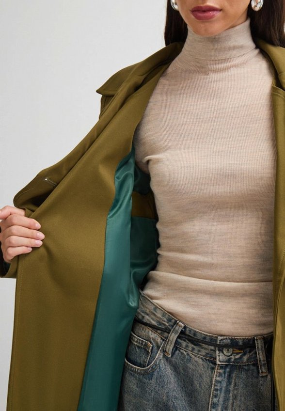 Плащ Vittoria Vicci