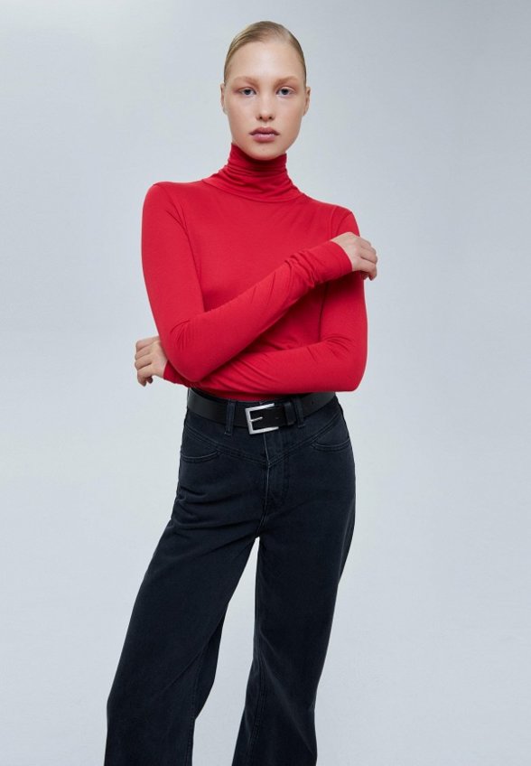 Водолазка IDOL