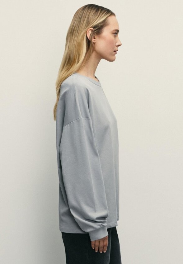 Свитшот Zarina