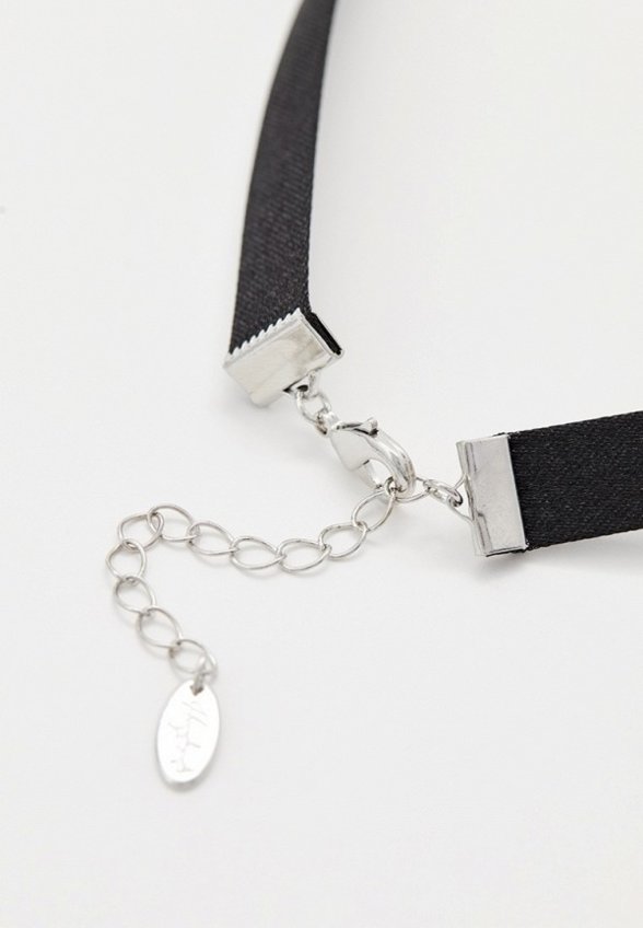 Чокер Free Form