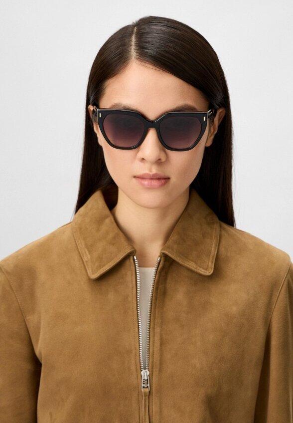 Очки солнцезащитные Calvin Klein