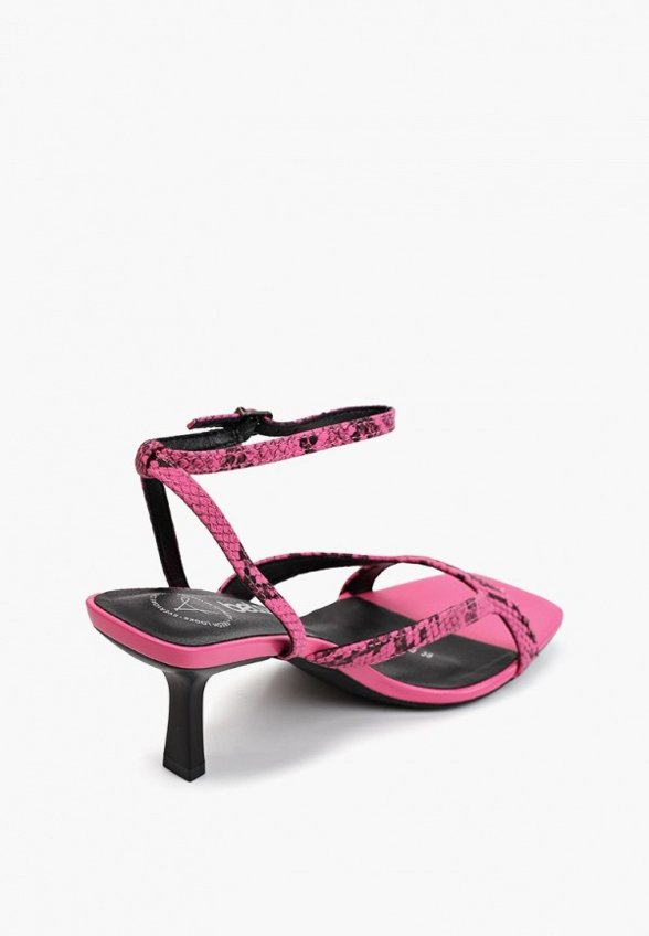 Босоножки Betsy