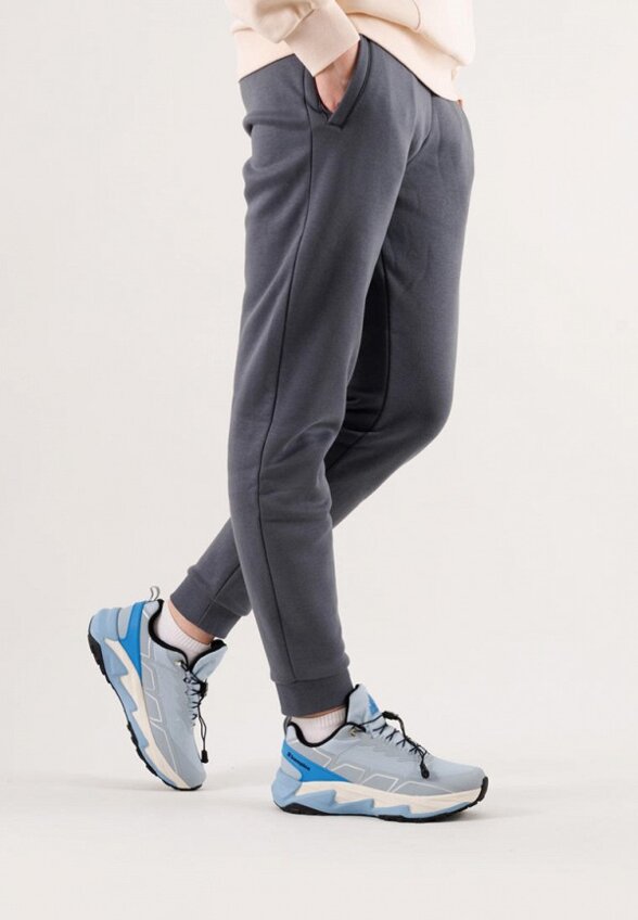 Кроссовки Baasploa