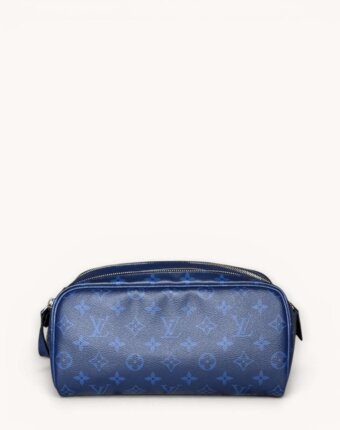 Louis Vuitton Dopp Kit женщинам