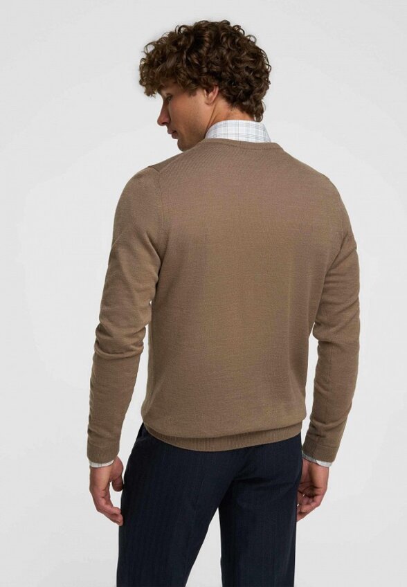 Пуловер Henderson