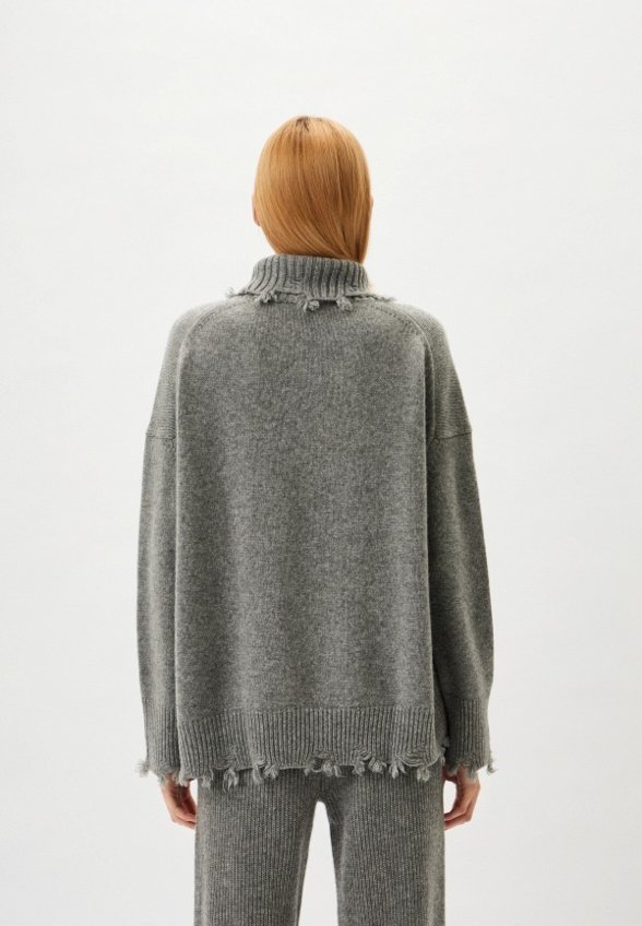 Свитер Addicted