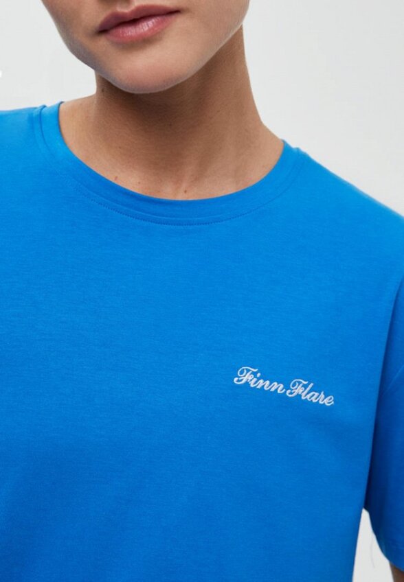 Футболка Finn Flare
