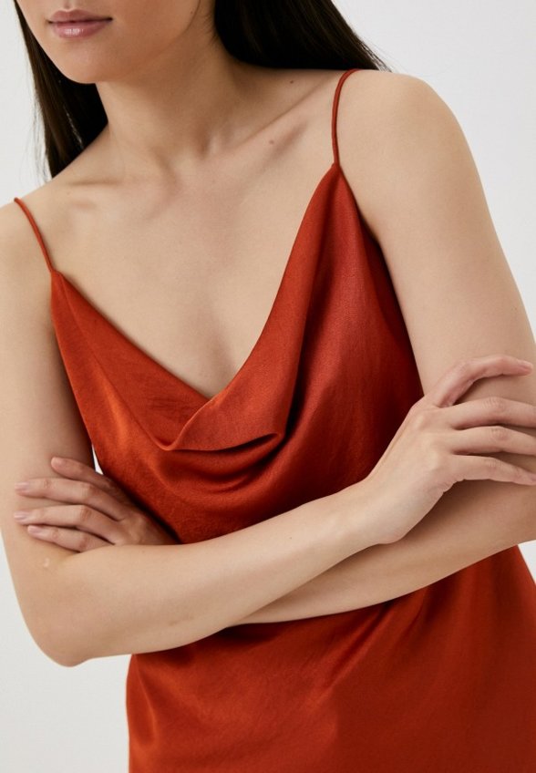 Топ Adolfo Dominguez