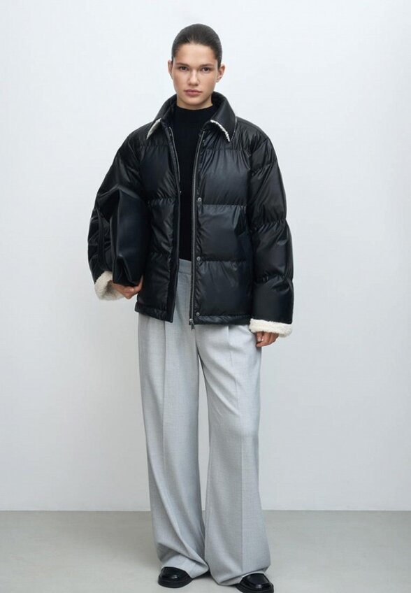 Пуховик Brusnika