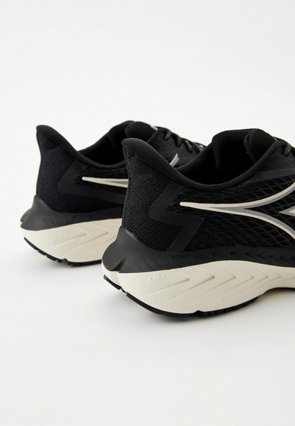 Кроссовки Diadora