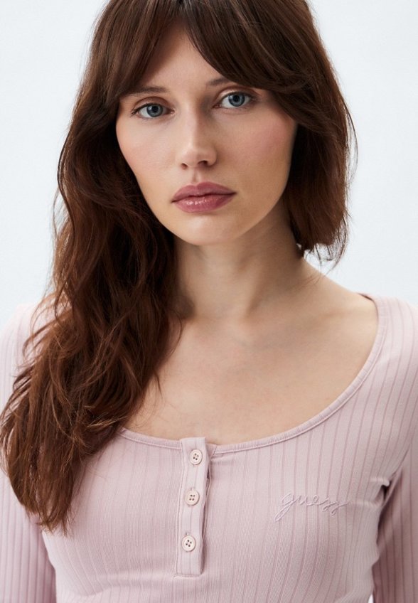 Лонгслив домашний Guess