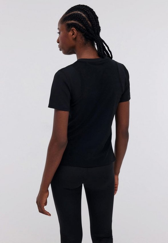 Футболка спортивная Baon