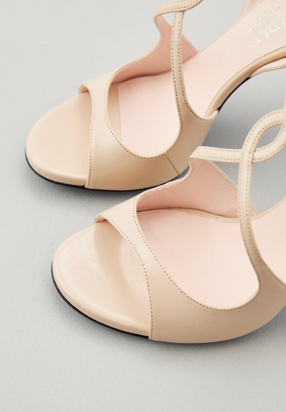 Босоножки Loriblu