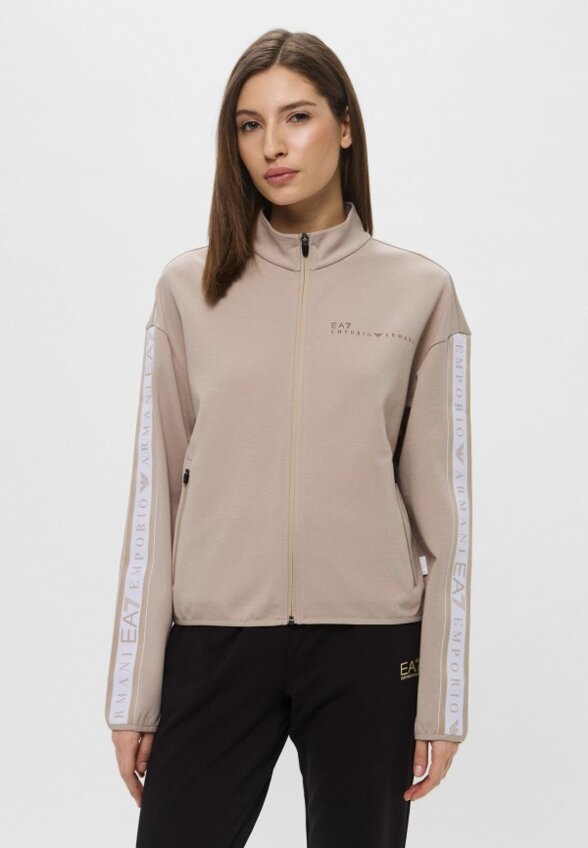 Олимпийка EA7