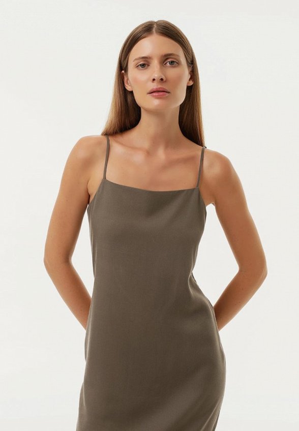 Платье Thestama