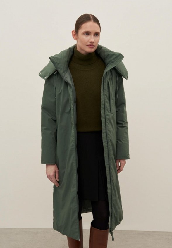 Пуховик Finn Flare