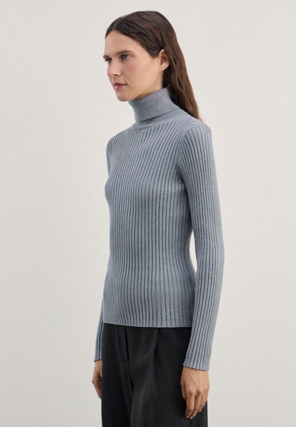 Водолазка Zarina