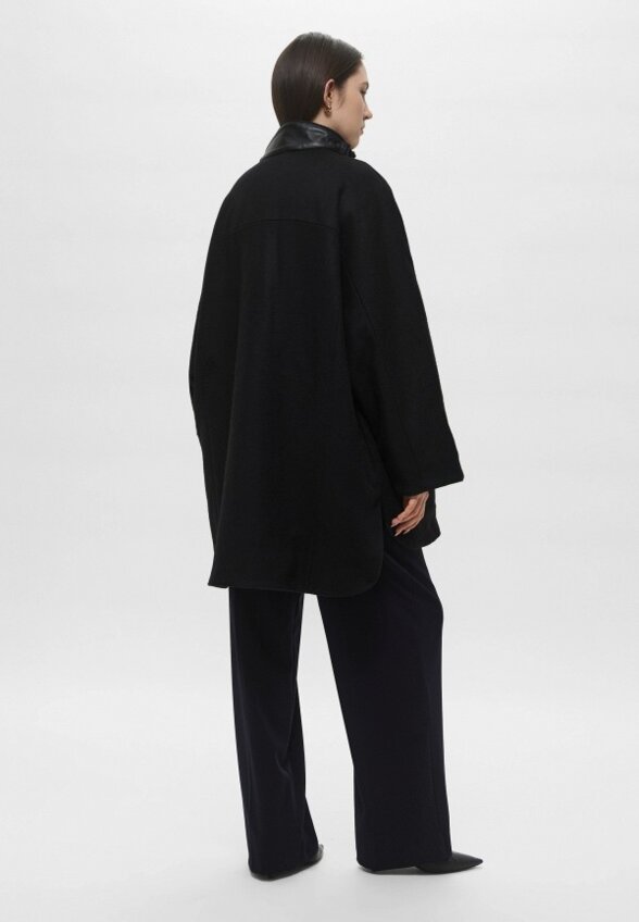 Пальто однобортное Trussardi