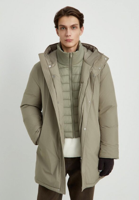 Пуховик Finn Flare