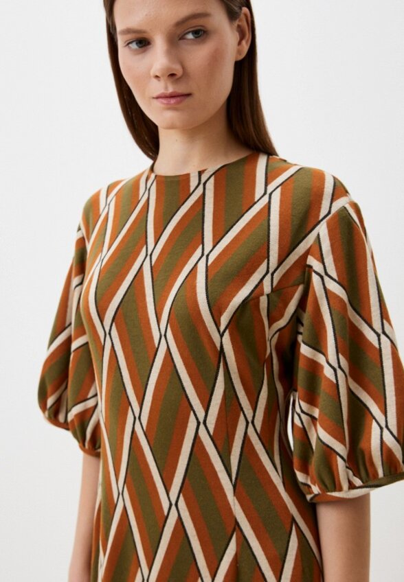 Платье MadaM T