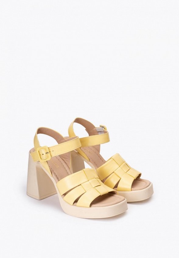 Босоножки Pazolini