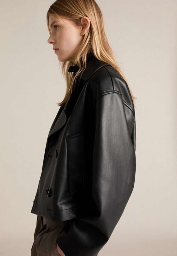 Куртка кожаная Mango