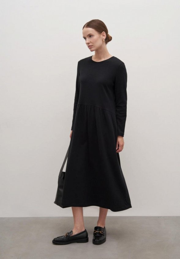 Платье Finn Flare