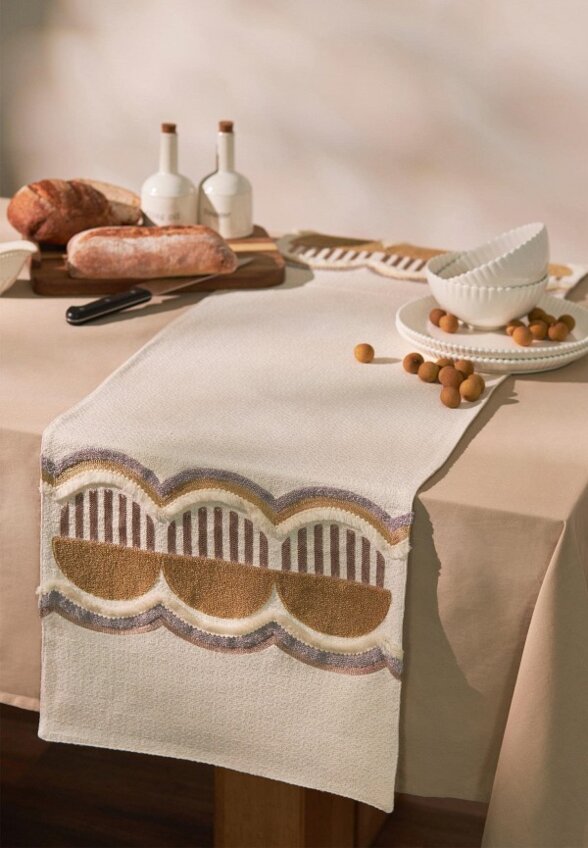Скатерть-дорожка Tkano