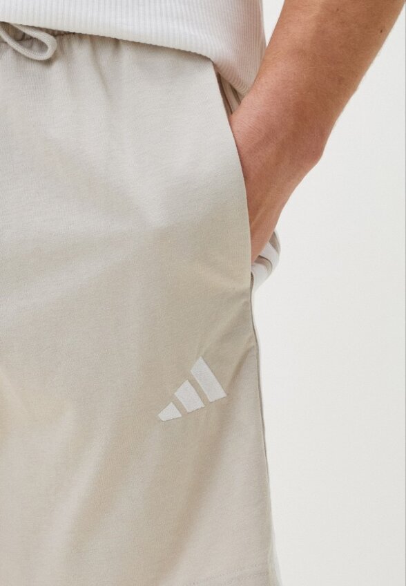 Шорты спортивные adidas