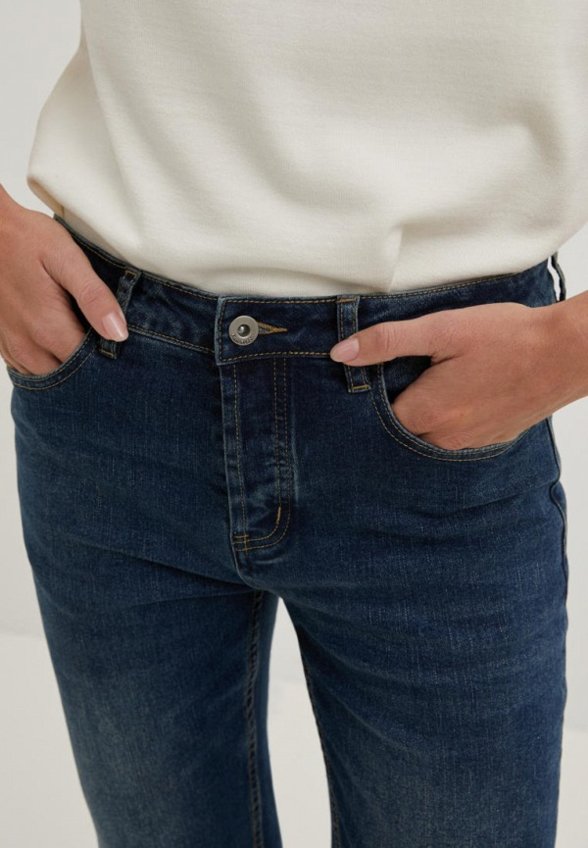 Джинсы Finn Flare