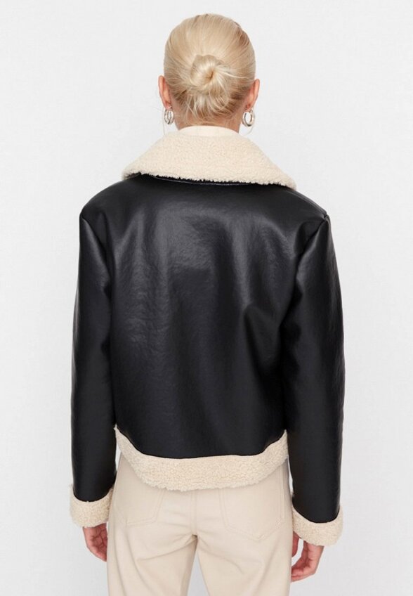 Дубленка Trendyol