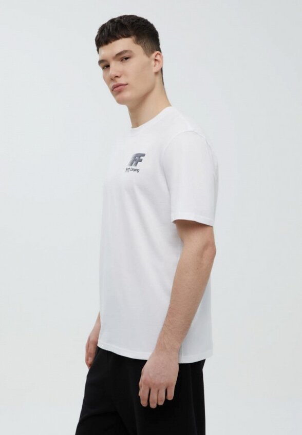 Футболка Finn Flare