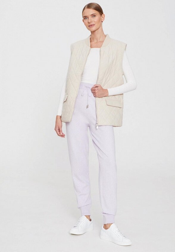 Жилет стеганый To Be Blossom